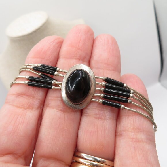 Vintage Native American Ella Peters Black Onyx Liquid Sterling  Silver Bracelet - Picture 5 of 9